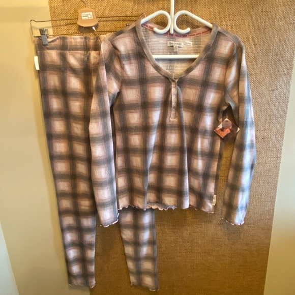 Thalia Sodi - Plaid loungewear set top and pants - Picture 1 of 14